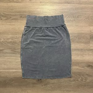 Wilfred Pencil Skirt